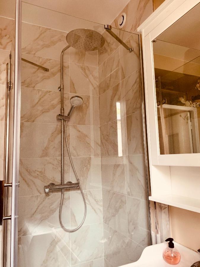 Parisian Style Appartment Private Room With Shared Bathroom Near Bastille And Gare De Lyon Екстериор снимка
